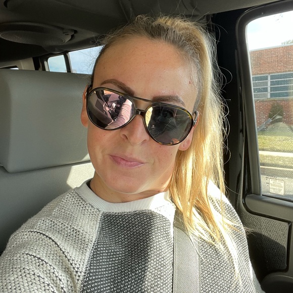 Meet your Posher, Michelle - Picture 4 of 4